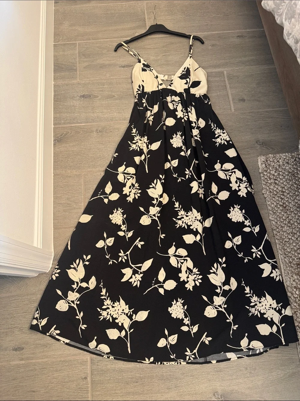 Abercrombie & Fitch Black Midi Dress with Cream Floral Print
